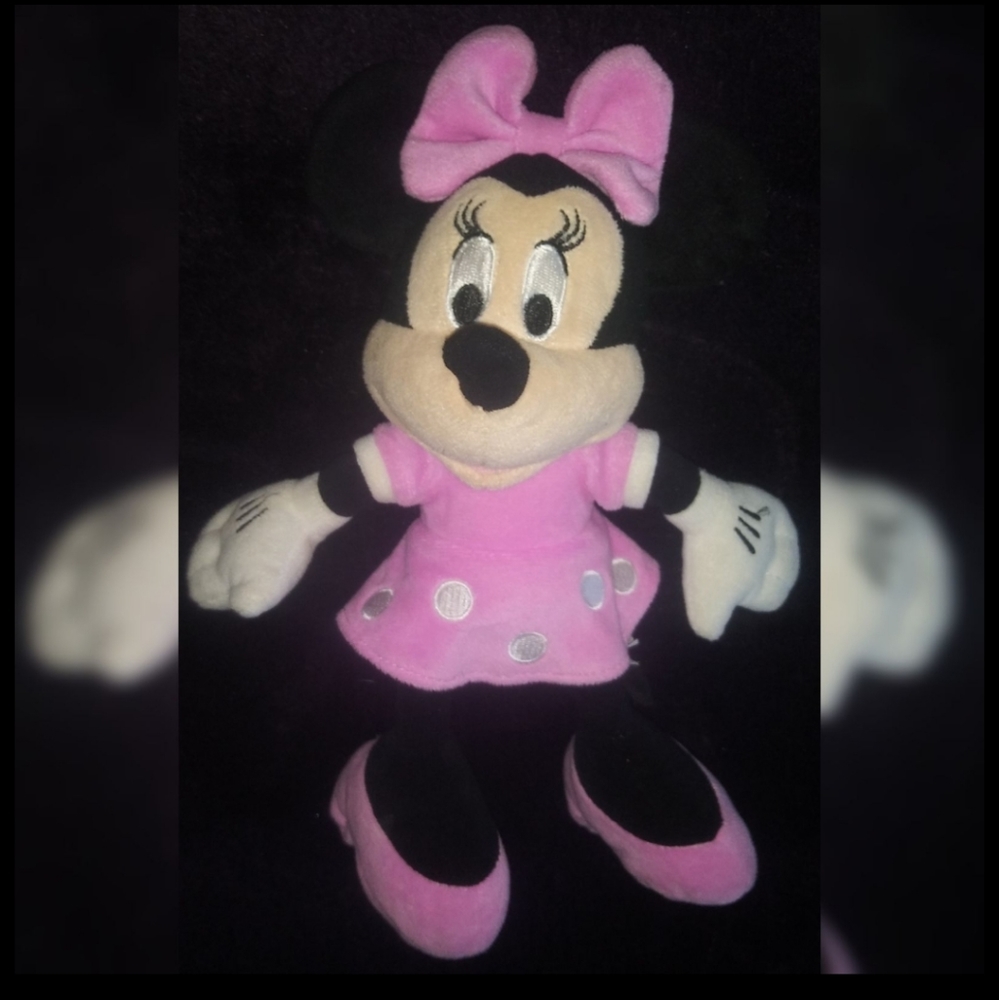 Disney Minnie Mouse Doll
